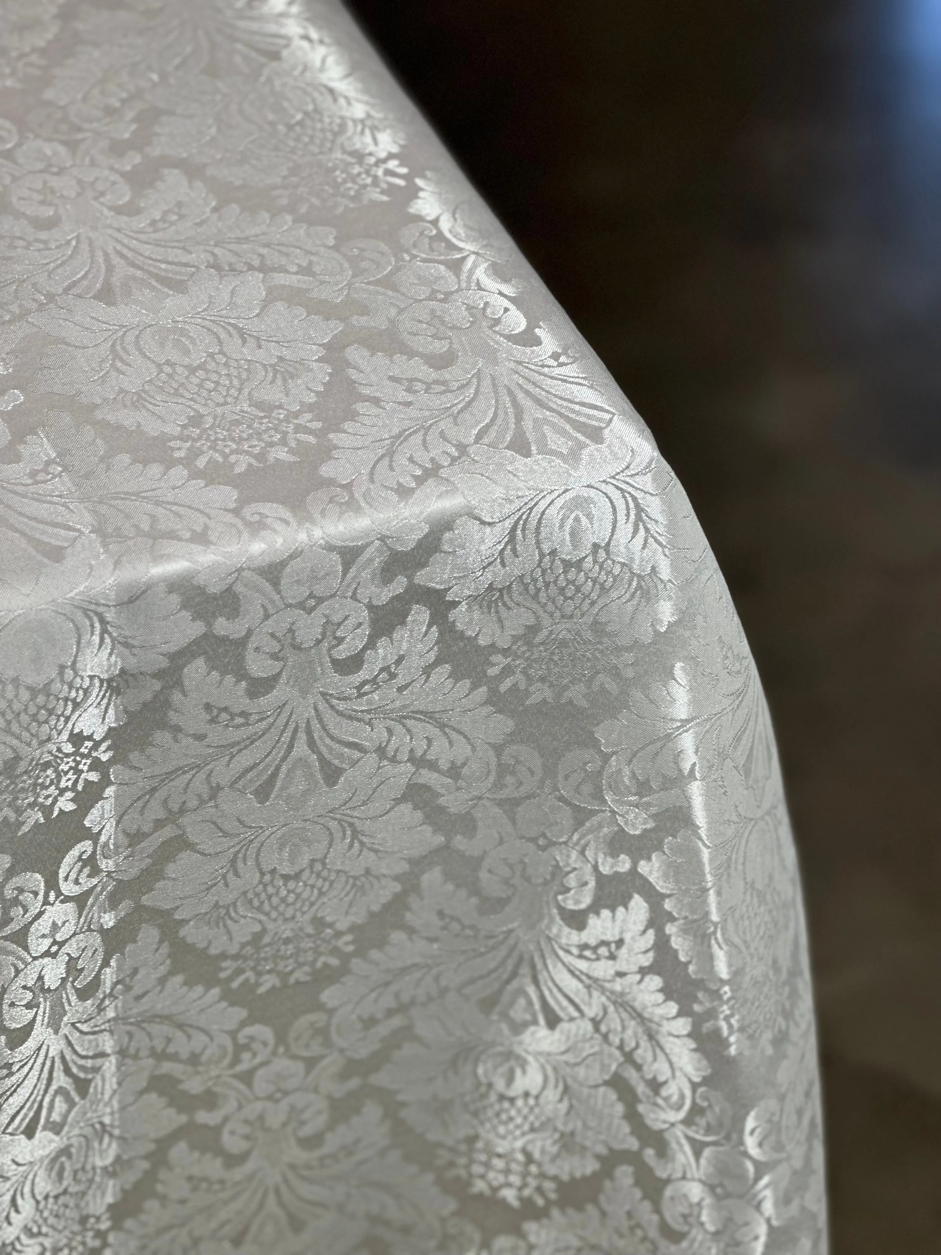 4pcs - Damask Poly Table Linen 58"x58" Square - Ivory