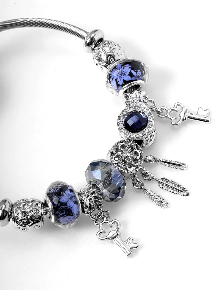 Fashionable Rhinestone Key Decor Charm Bracelet