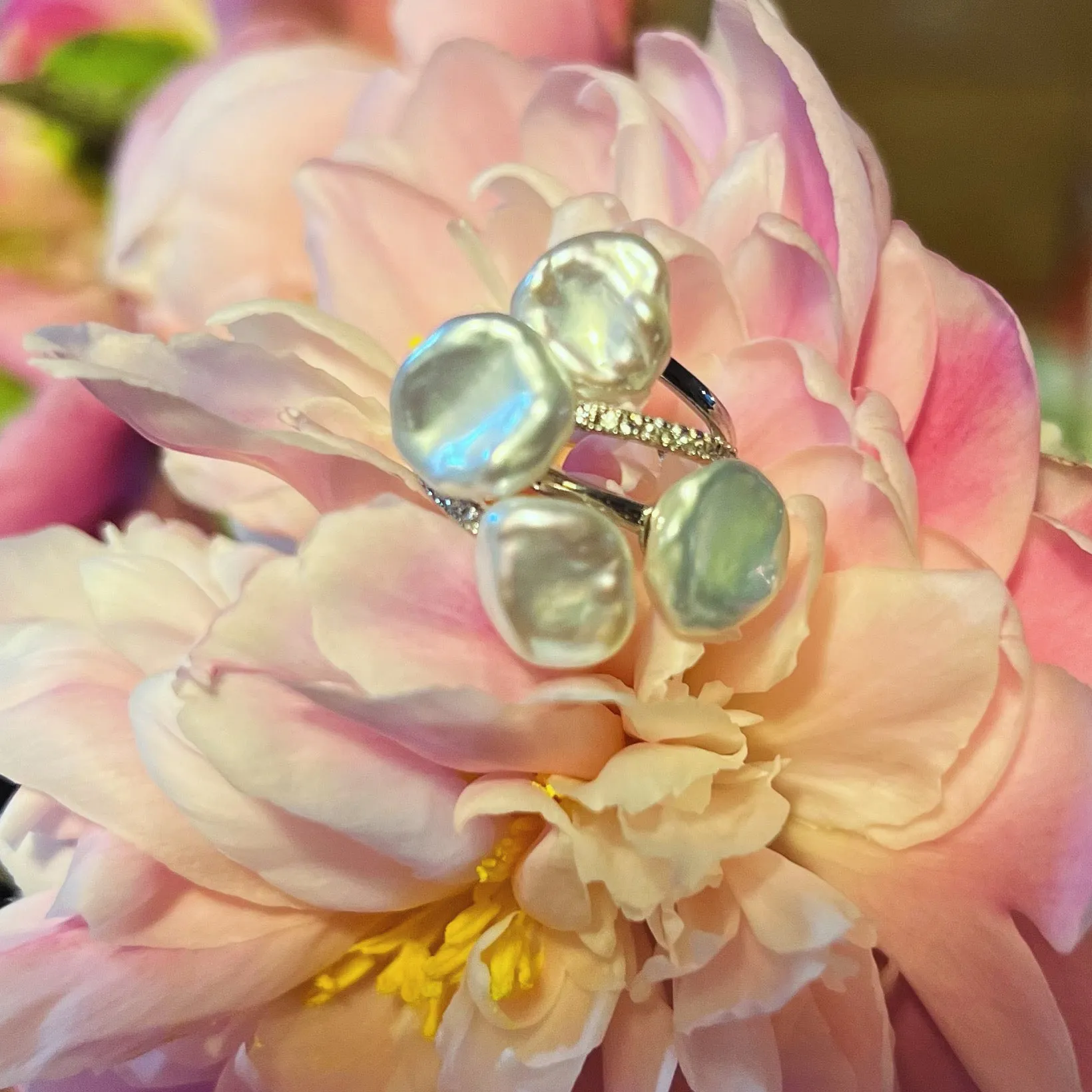 Keshi Pearl Foral Ring